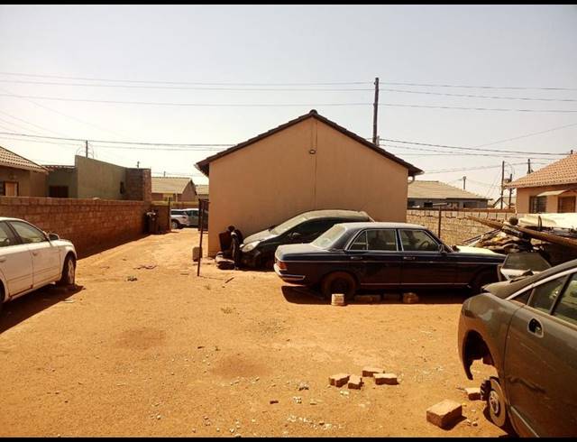 2 BEDROOM HOUSE FOR SALE IN PROTEA GLEN